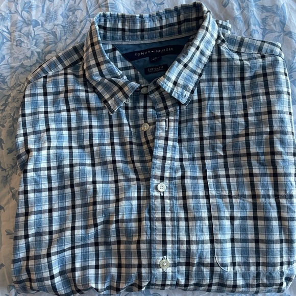 Men’s Button Down - Picture 2 of 2